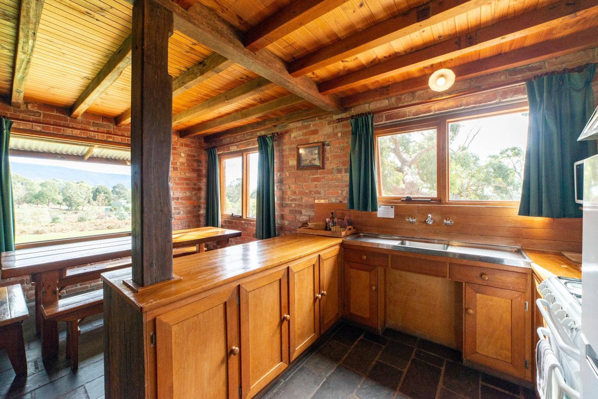 Grampians Pioneer Cottages Halls Gap Szoba fotó