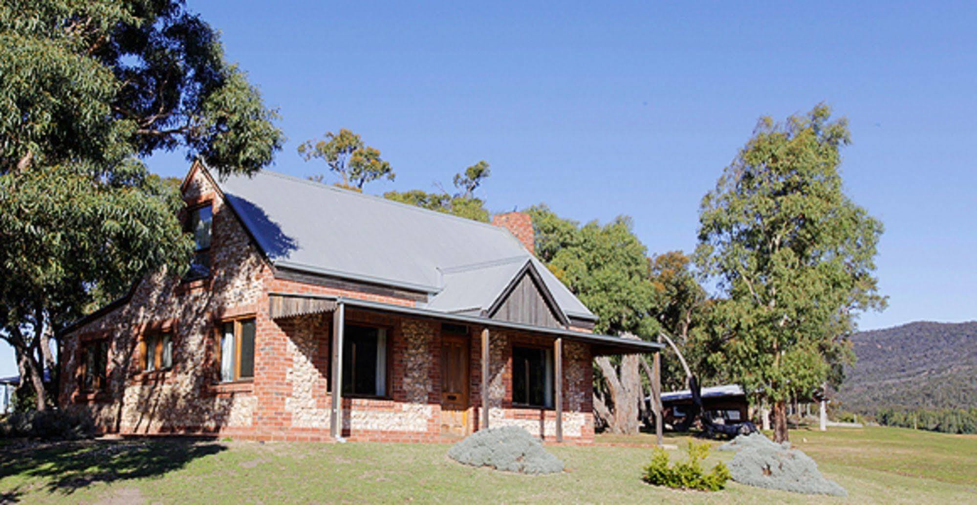 Grampians Pioneer Cottages Halls Gap Kültér fotó